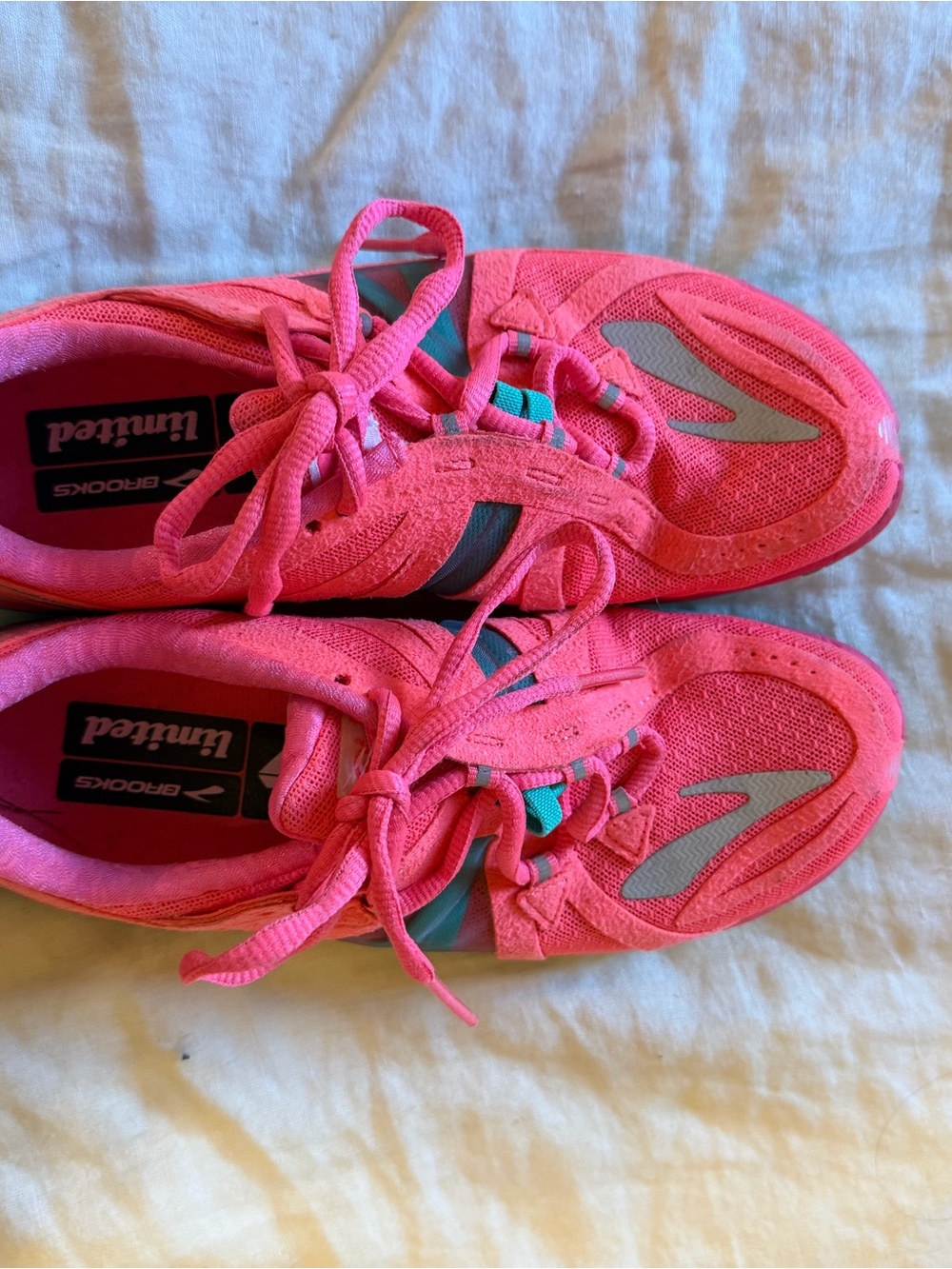 Brooks Women’s Bright Pink/ mint green Running Shoes Pureflow 3 - Picture 6 of 6